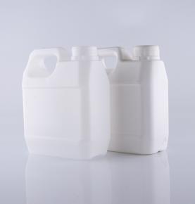 Plastic bucket