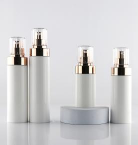 Vacuum emulsion bottle two pump heads
